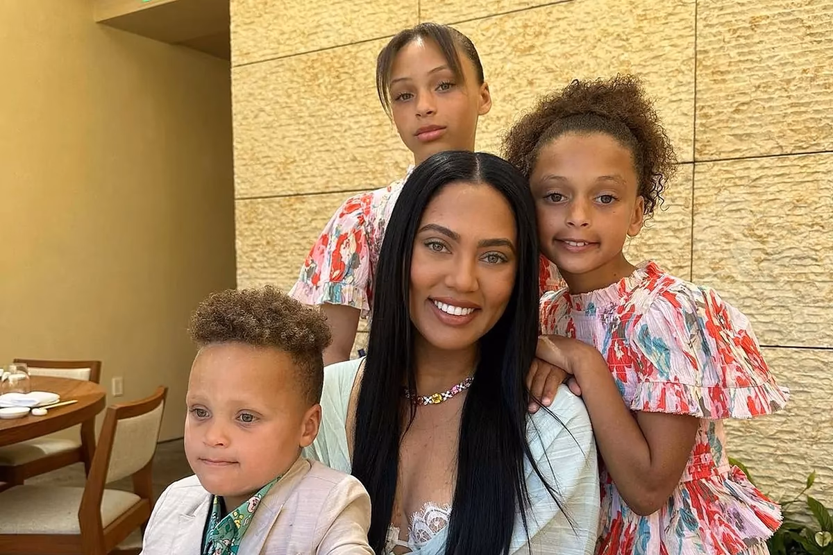 Are Stephen Curry and Ayesha Curry still married?