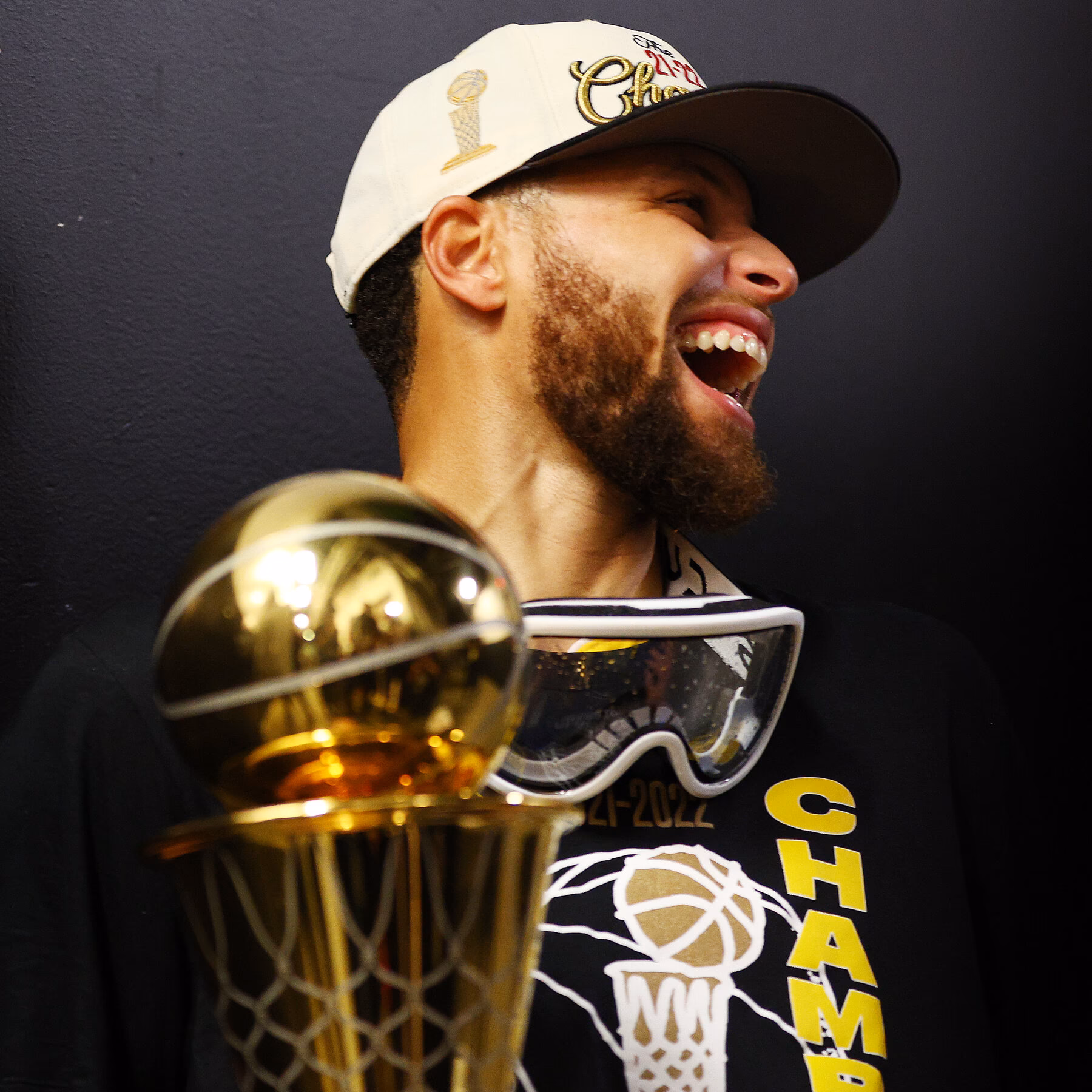 Did Stephen Curry win the 2022 NBA Finals MVP award?
