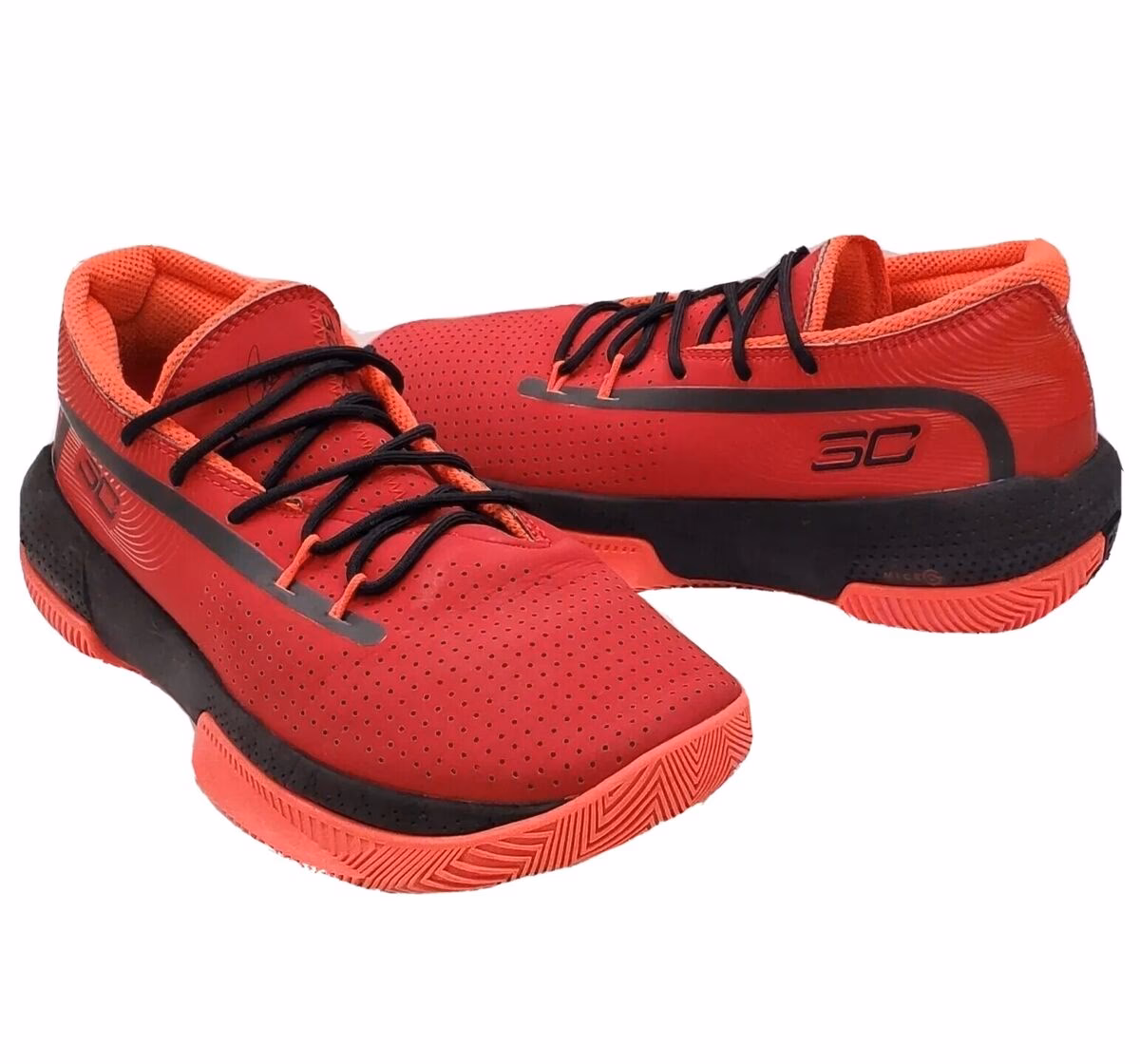 What is Under Armour Curry 3 Davidson?