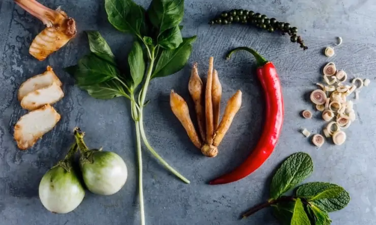 What herbs are used in Thai food?