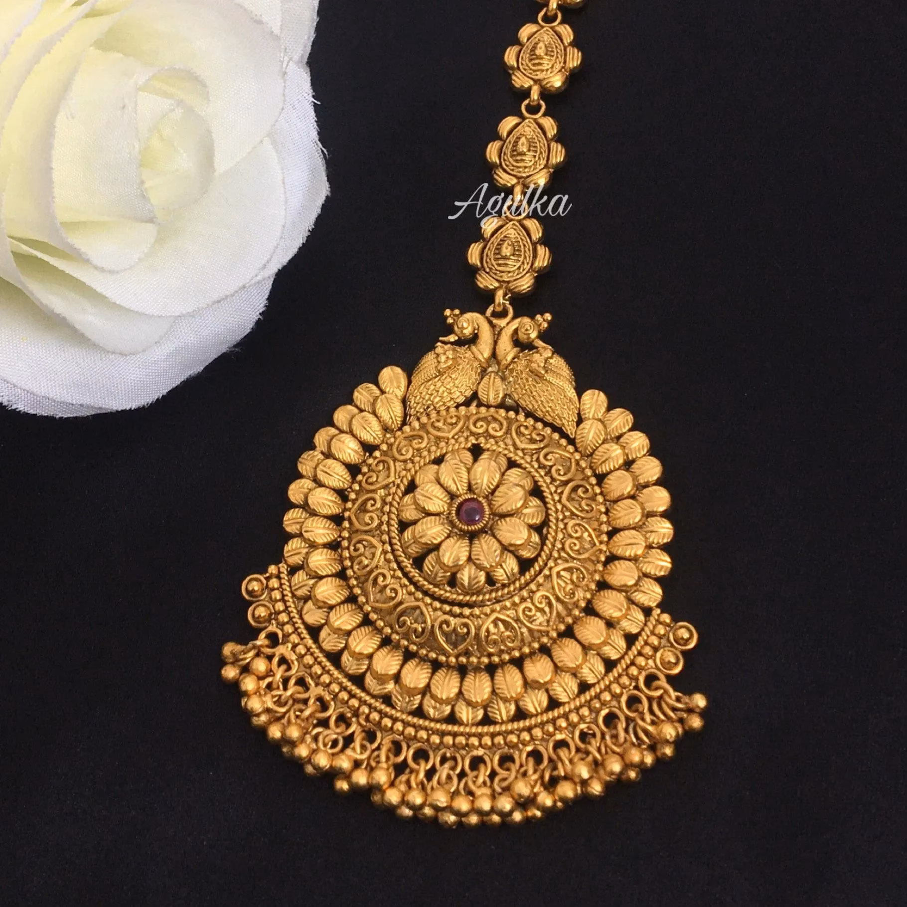 What are the best Maang Tikka designs?