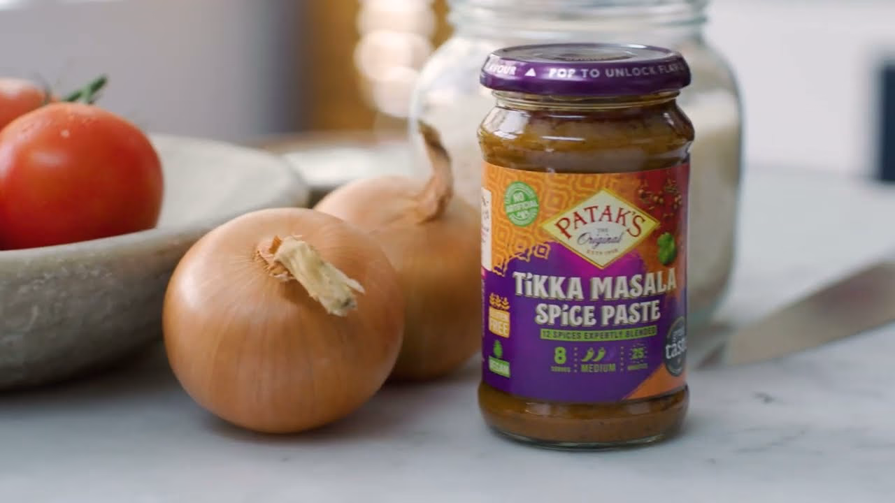 How to cook patak tikka masala?