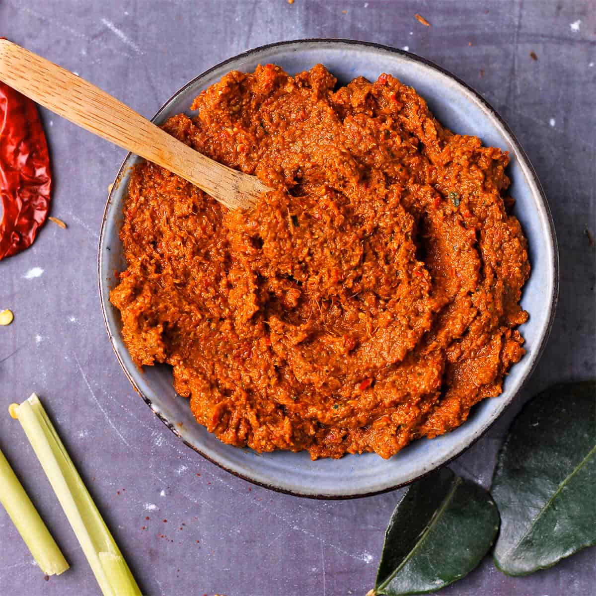 Where can I buy vegan curry paste?